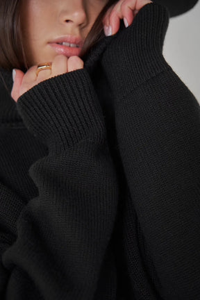 Aurelia – Maglione Oversize a Collo Alto